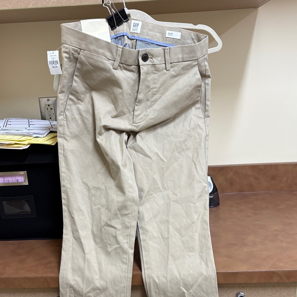 NWT GAP Men's Tan Khaki Skinny Mid Rise Stretch Pants Size‎ 28X30